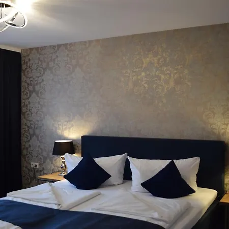 祖姆库隆普瑞森兰德酒店 酒店