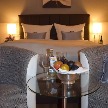 祖姆库隆普瑞森兰德酒店 酒店 3*