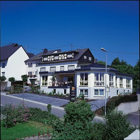 Zum Kronprinzen Отель 3*