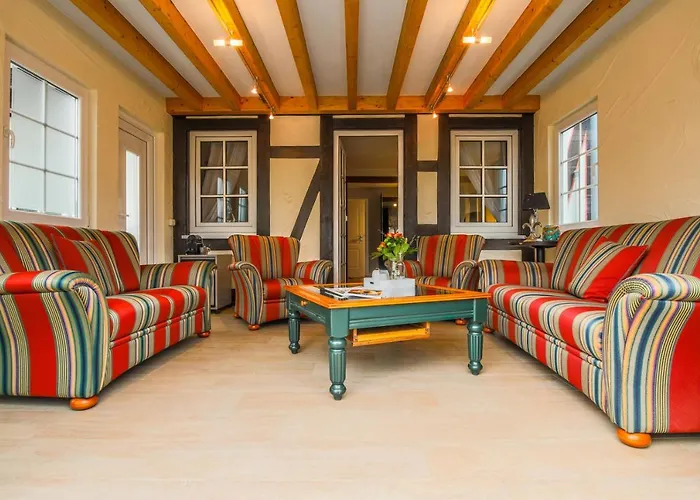 Zum Kronprinzen Hotel 3*