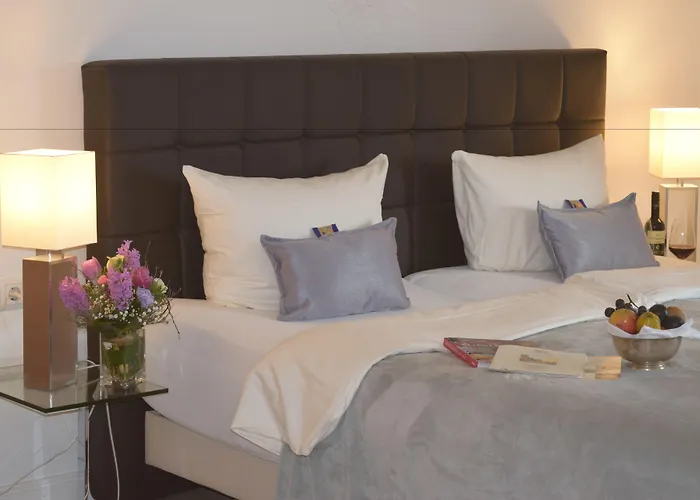 Zum Kronprinzen Hotel