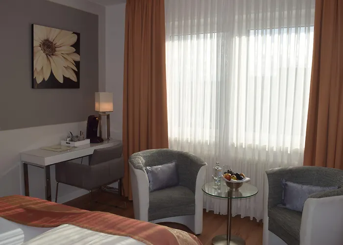 Hotel Zum Kronprinzen 3*